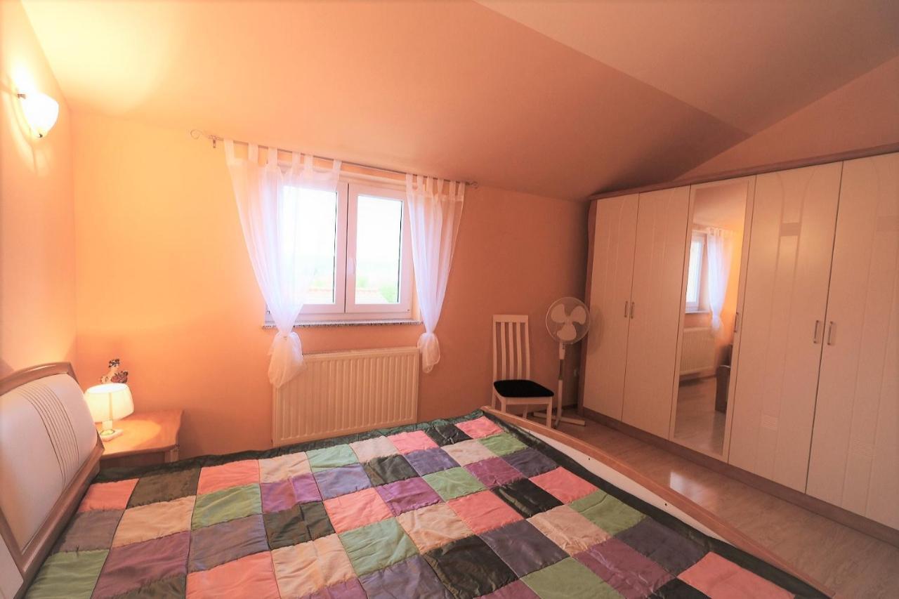 Apartments Coral, Klimno, Island Krk Екстериор снимка
